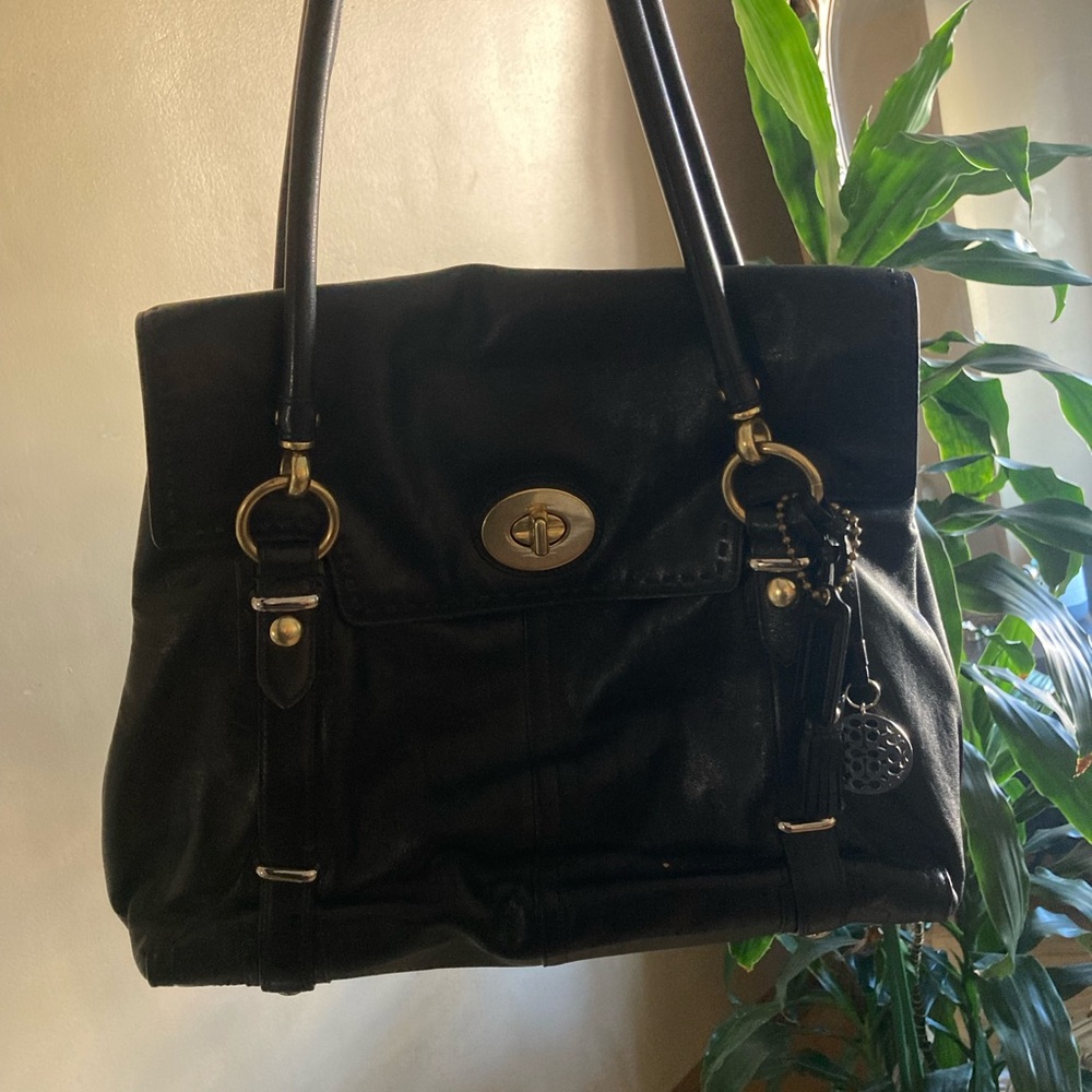 Coach Black Leather Shoulder Bag